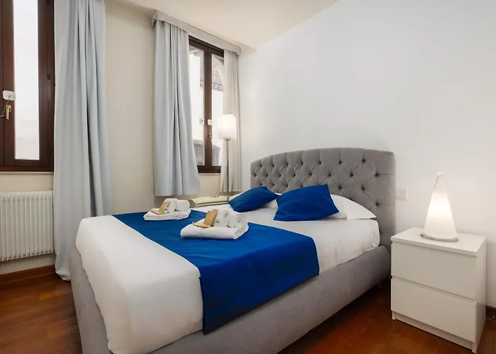 A 10 Passi Da San Marco *